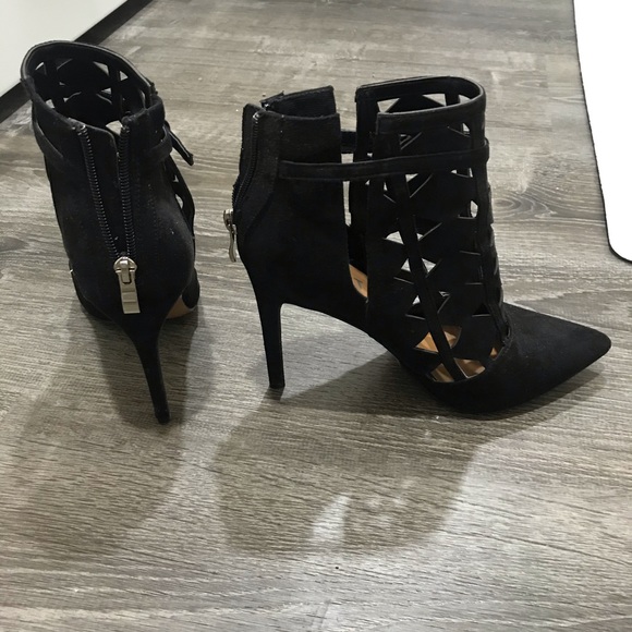 Report cut out heels 👠 - Picture 4 of 4